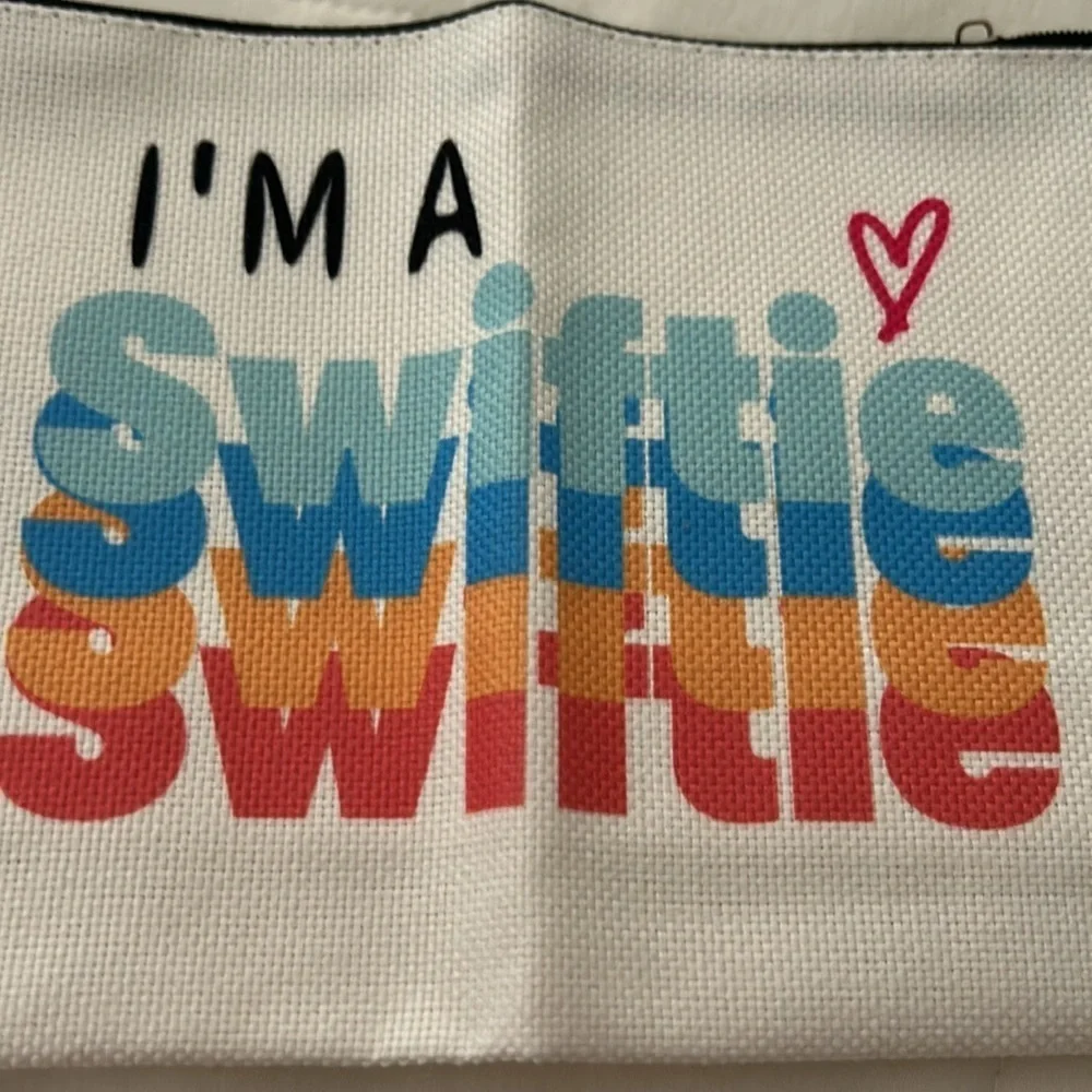 I'm a Swiftie (Taylor Swift) - Verified Swiftie Makeup Bag - Brand New